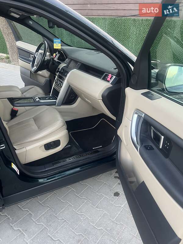 Внедорожник / Кроссовер Land Rover Discovery Sport 2015 в Виннице
