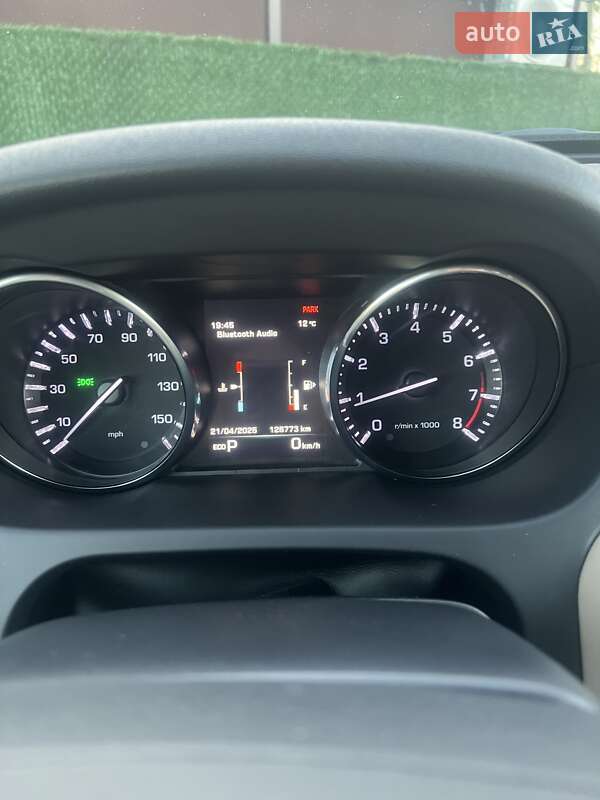 Внедорожник / Кроссовер Land Rover Discovery Sport 2015 в Виннице