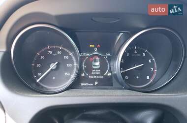 Позашляховик / Кросовер Land Rover Discovery Sport 2018 в 