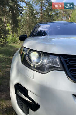 Позашляховик / Кросовер Land Rover Discovery Sport 2015 в 