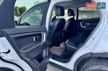 Внедорожник / Кроссовер Land Rover Discovery Sport 2016 в 
