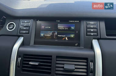 Внедорожник / Кроссовер Land Rover Discovery Sport 2016 в 