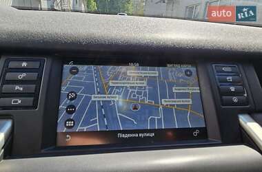 Внедорожник / Кроссовер Land Rover Discovery Sport 2016 в 