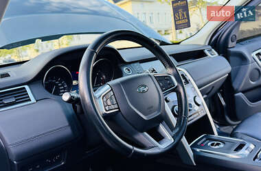 Внедорожник / Кроссовер Land Rover Discovery Sport 2015 в 