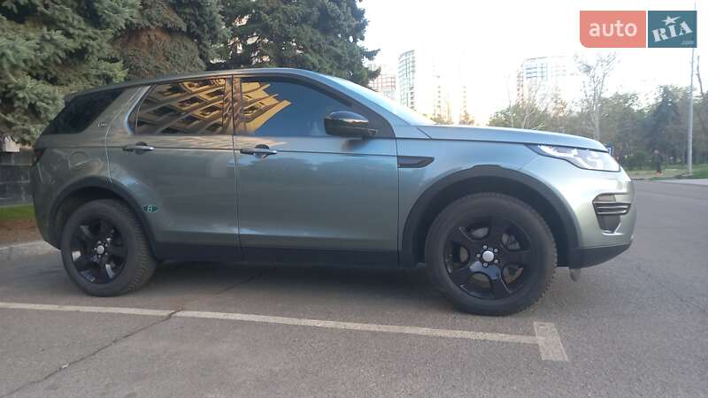 Внедорожник / Кроссовер Land Rover Discovery Sport 2016 в Одессе