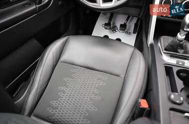 Позашляховик / Кросовер Land Rover Discovery Sport 2020 в 