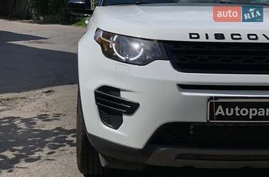 Внедорожник / Кроссовер Land Rover Discovery Sport 2016 в 