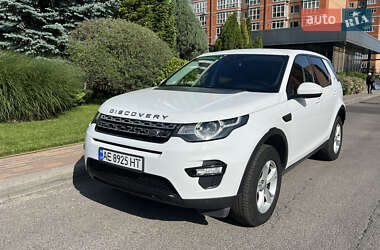 Внедорожник / Кроссовер Land Rover Discovery Sport 2016 в 