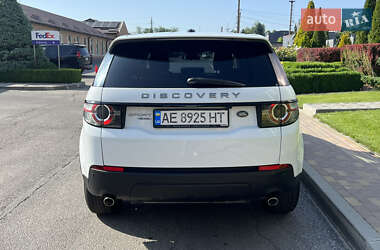 Внедорожник / Кроссовер Land Rover Discovery Sport 2016 в 