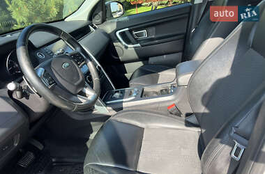Внедорожник / Кроссовер Land Rover Discovery Sport 2016 в 