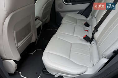 Внедорожник / Кроссовер Land Rover Discovery Sport 2015 в 