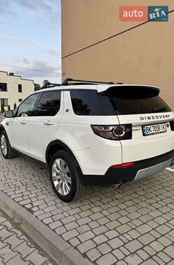 Внедорожник / Кроссовер Land Rover Discovery Sport 2015 в 
