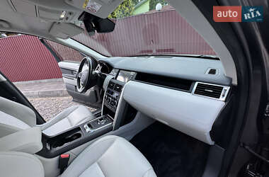 Внедорожник / Кроссовер Land Rover Discovery Sport 2016 в 