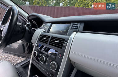 Внедорожник / Кроссовер Land Rover Discovery Sport 2016 в 