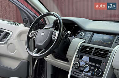 Внедорожник / Кроссовер Land Rover Discovery Sport 2016 в 