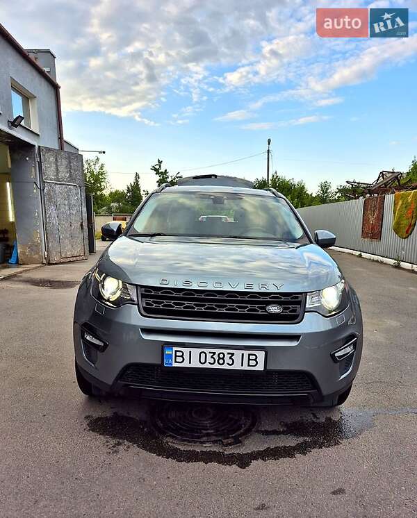 Внедорожник / Кроссовер Land Rover Discovery Sport 2015 в 