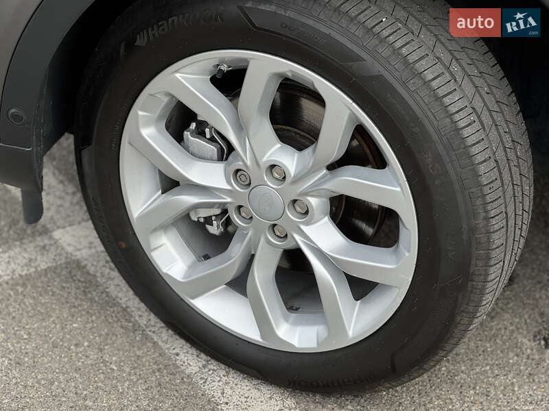 Позашляховик / Кросовер Land Rover Discovery Sport 2016 в Києві