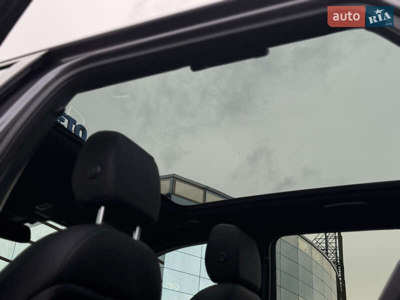 Позашляховик / Кросовер Land Rover Discovery Sport 2016 в Києві