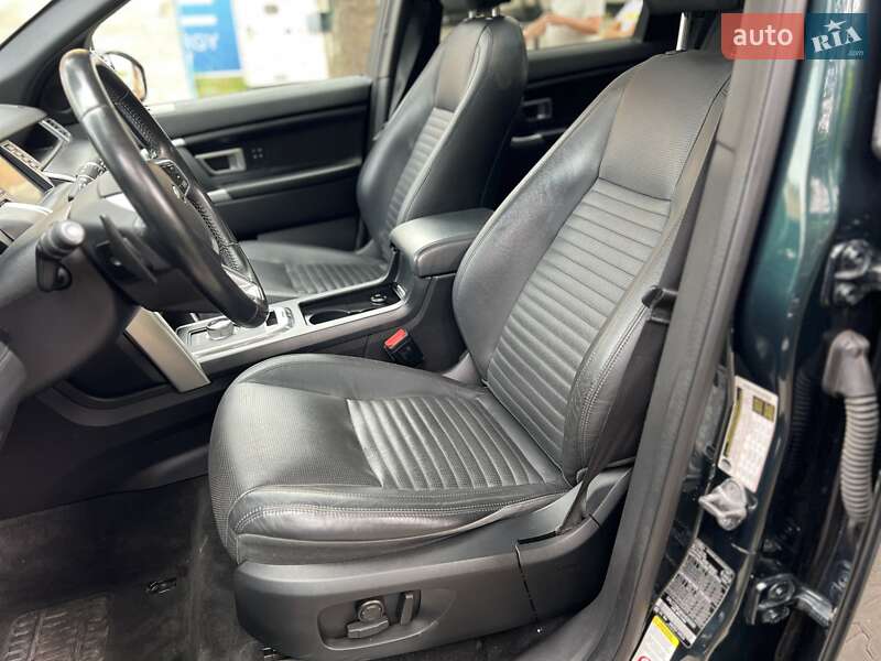Внедорожник / Кроссовер Land Rover Discovery Sport 2016 в Львове