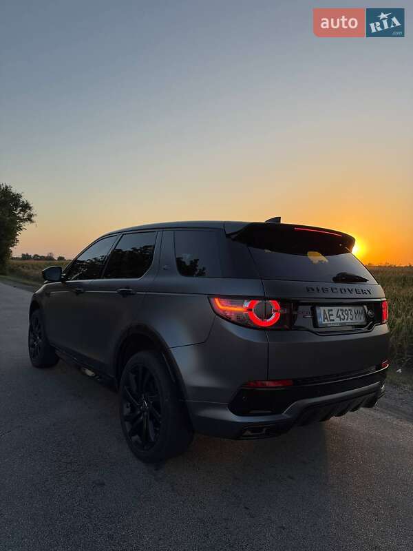 Внедорожник / Кроссовер Land Rover Discovery Sport 2016 в Днепре