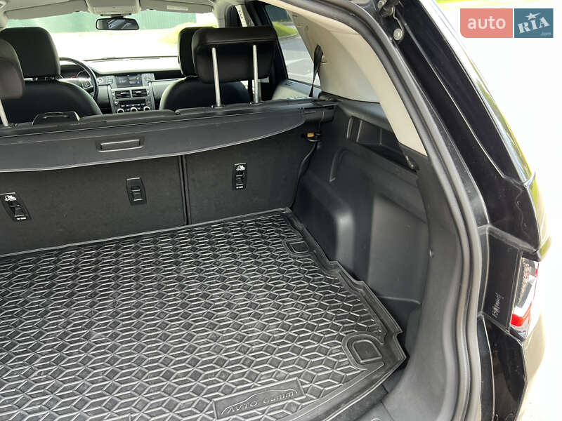 Внедорожник / Кроссовер Land Rover Discovery Sport 2017 в Киеве