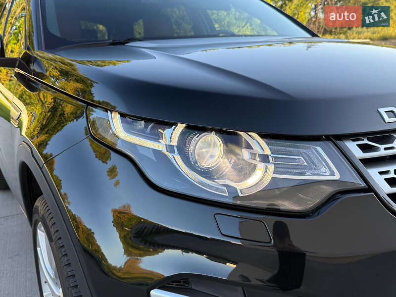 Внедорожник / Кроссовер Land Rover Discovery Sport 2015 в Луцке