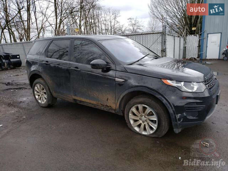 Позашляховик / Кросовер Land Rover Discovery Sport 2017 в Івано-Франківську