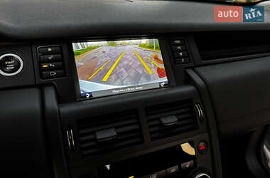 Позашляховик / Кросовер Land Rover Discovery Sport 2017 в 