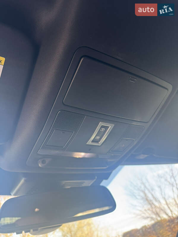 Внедорожник / Кроссовер Land Rover Discovery Sport 2015 в Киеве фото 19 Внедорожник / Кроссовер Land Rover Discovery Sport 2015 в Киеве