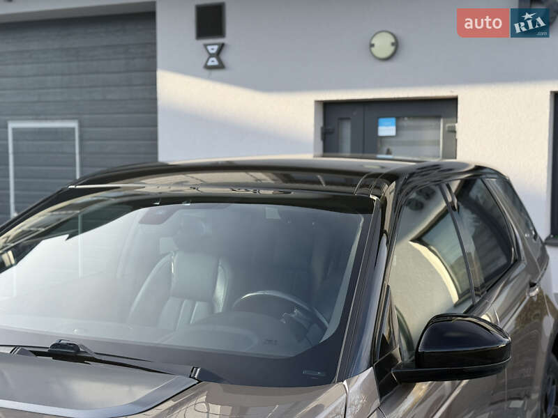 Позашляховик / Кросовер Land Rover Discovery Sport 2016 в Дрогобичі