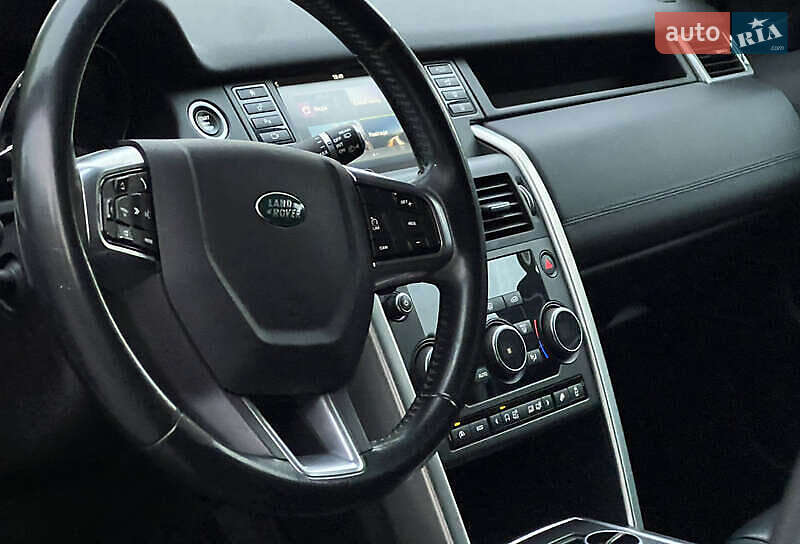 Внедорожник / Кроссовер Land Rover Discovery Sport 2016 в Киеве фото 32 Внедорожник / Кроссовер Land Rover Discovery Sport 2016 в Киеве