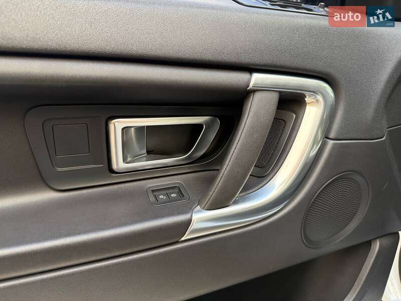 Внедорожник / Кроссовер Land Rover Discovery Sport 2019 в Киеве