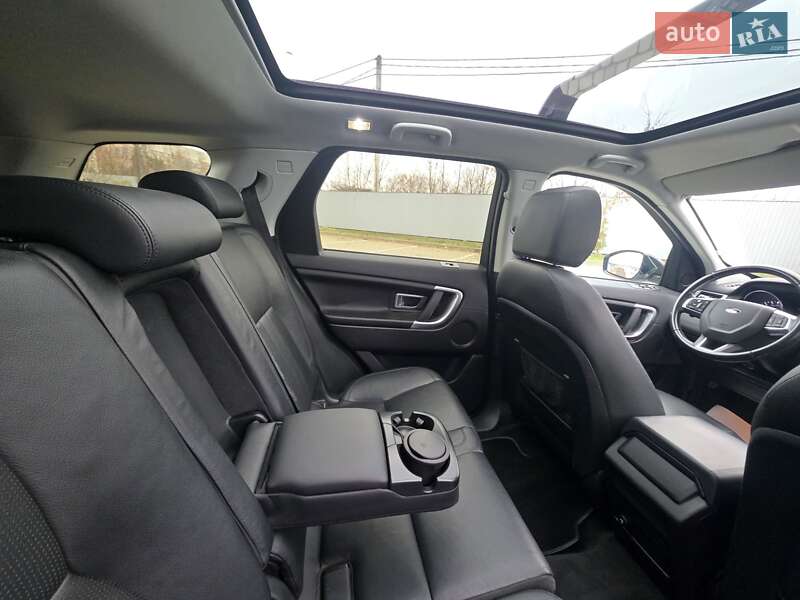 Позашляховик / Кросовер Land Rover Discovery Sport 2016 в Івано-Франківську