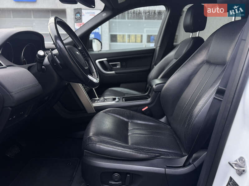 Внедорожник / Кроссовер Land Rover Discovery Sport 2016 в Луцке