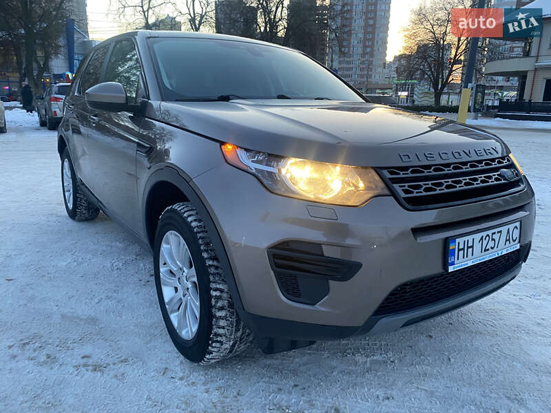 Внедорожник / Кроссовер Land Rover Discovery Sport 2015 в Броварах