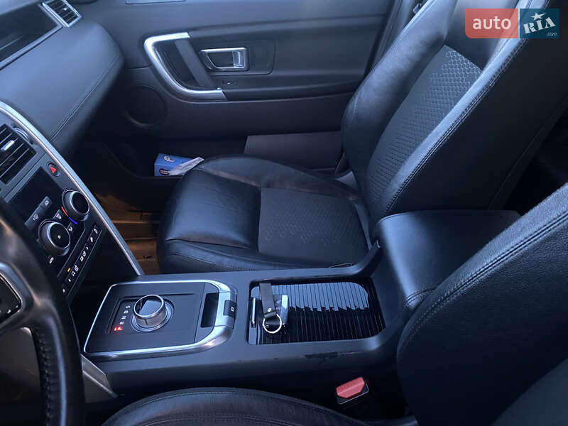 Внедорожник / Кроссовер Land Rover Discovery Sport 2015 в Броварах