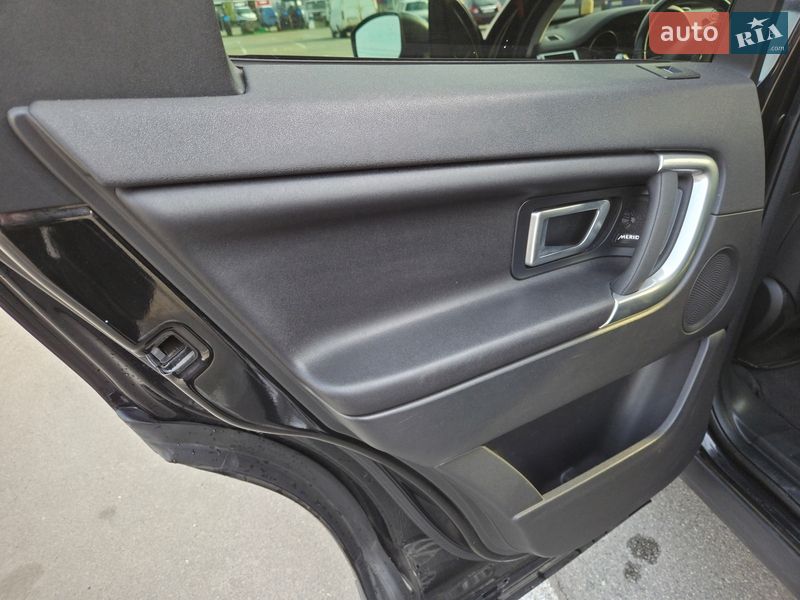 Внедорожник / Кроссовер Land Rover Discovery Sport 2017 в Киеве фото 24 Внедорожник / Кроссовер Land Rover Discovery Sport 2017 в Киеве