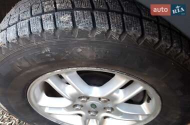 Позашляховик / Кросовер Land Rover Discovery 2006 в 