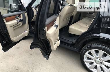 Позашляховик / Кросовер Land Rover Discovery 2011 в 