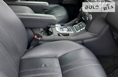 Позашляховик / Кросовер Land Rover Discovery 2016 в 