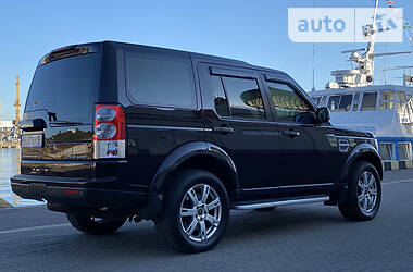 Позашляховик / Кросовер Land Rover Discovery 2012 в 