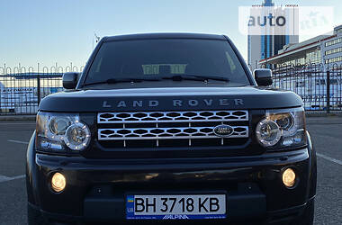 Позашляховик / Кросовер Land Rover Discovery 2012 в 