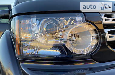 Позашляховик / Кросовер Land Rover Discovery 2012 в 