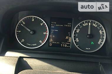 Позашляховик / Кросовер Land Rover Discovery 2016 в 