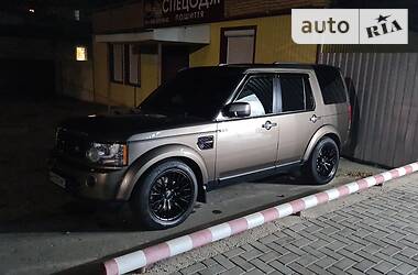 Позашляховик / Кросовер Land Rover Discovery 2010 в 