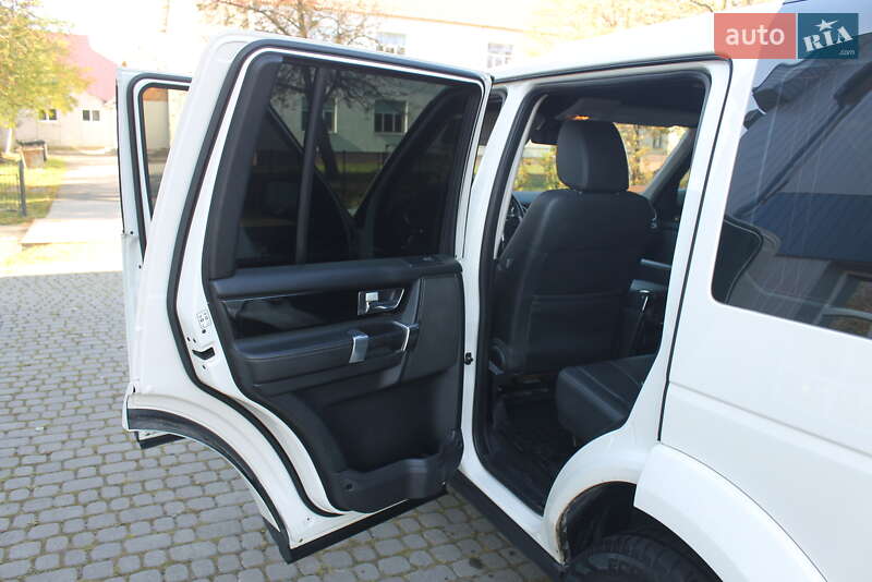 Внедорожник / Кроссовер Land Rover Discovery 2010 в Калуше