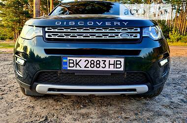 Позашляховик / Кросовер Land Rover Discovery 2015 в Березному