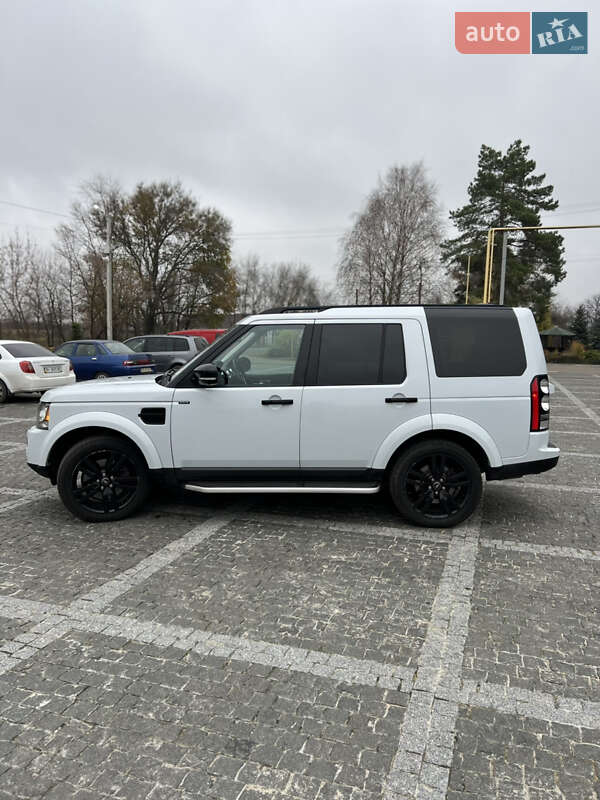 Внедорожник / Кроссовер Land Rover Discovery 2015 в Киеве