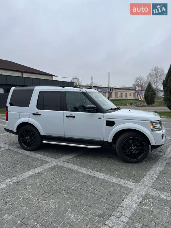 Внедорожник / Кроссовер Land Rover Discovery 2015 в Киеве