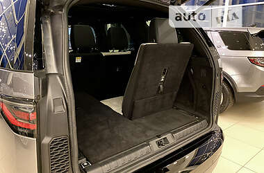 Позашляховик / Кросовер Land Rover Discovery 2021 в 